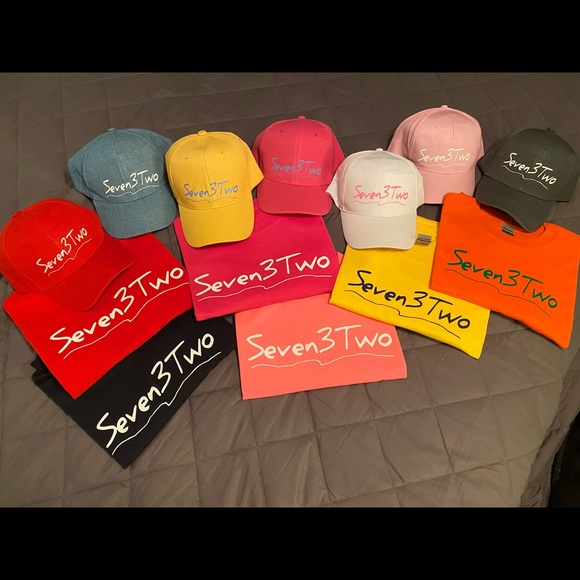 T-shirts  and  Caps - Picture 1 of 7